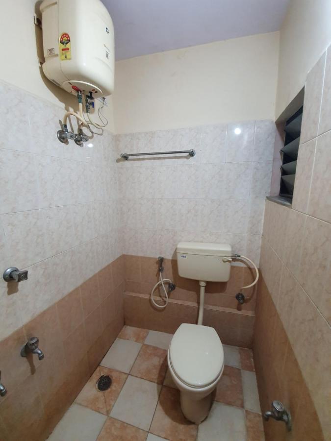 Veekay Residency Hotel Bangalore Exterior photo